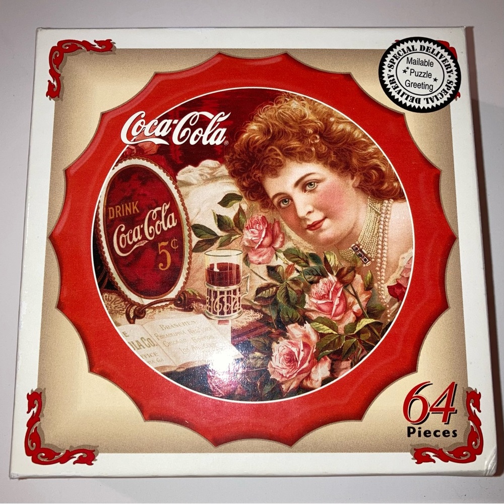 RARE Vintage Coca Cola 64 Piece Bottle Cap Shaped Mini Jigsaw Puzzle Year 1999